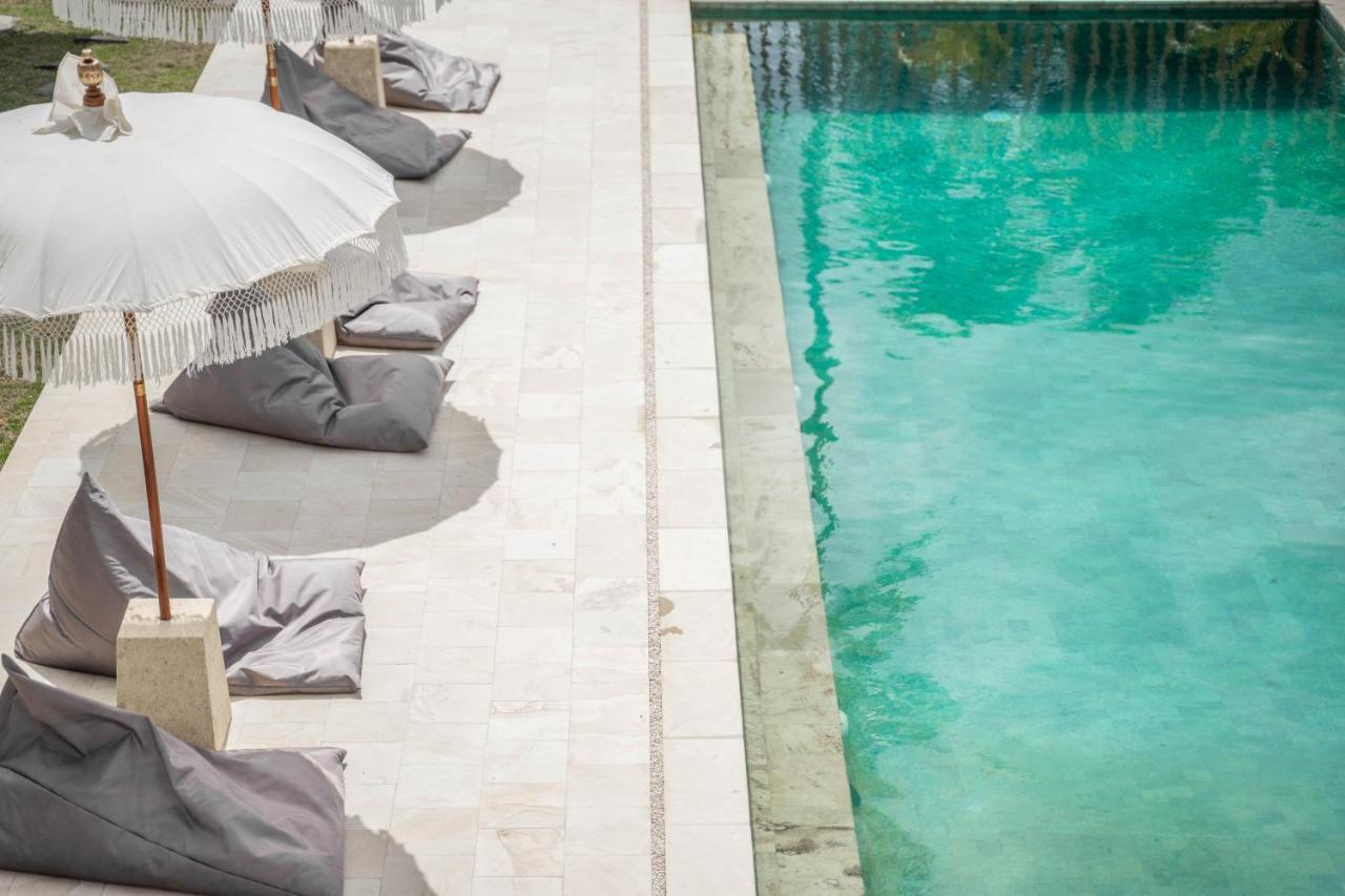 Suku Lifestyle Hotel & Villas Selong Belanak Ngoại thất bức ảnh