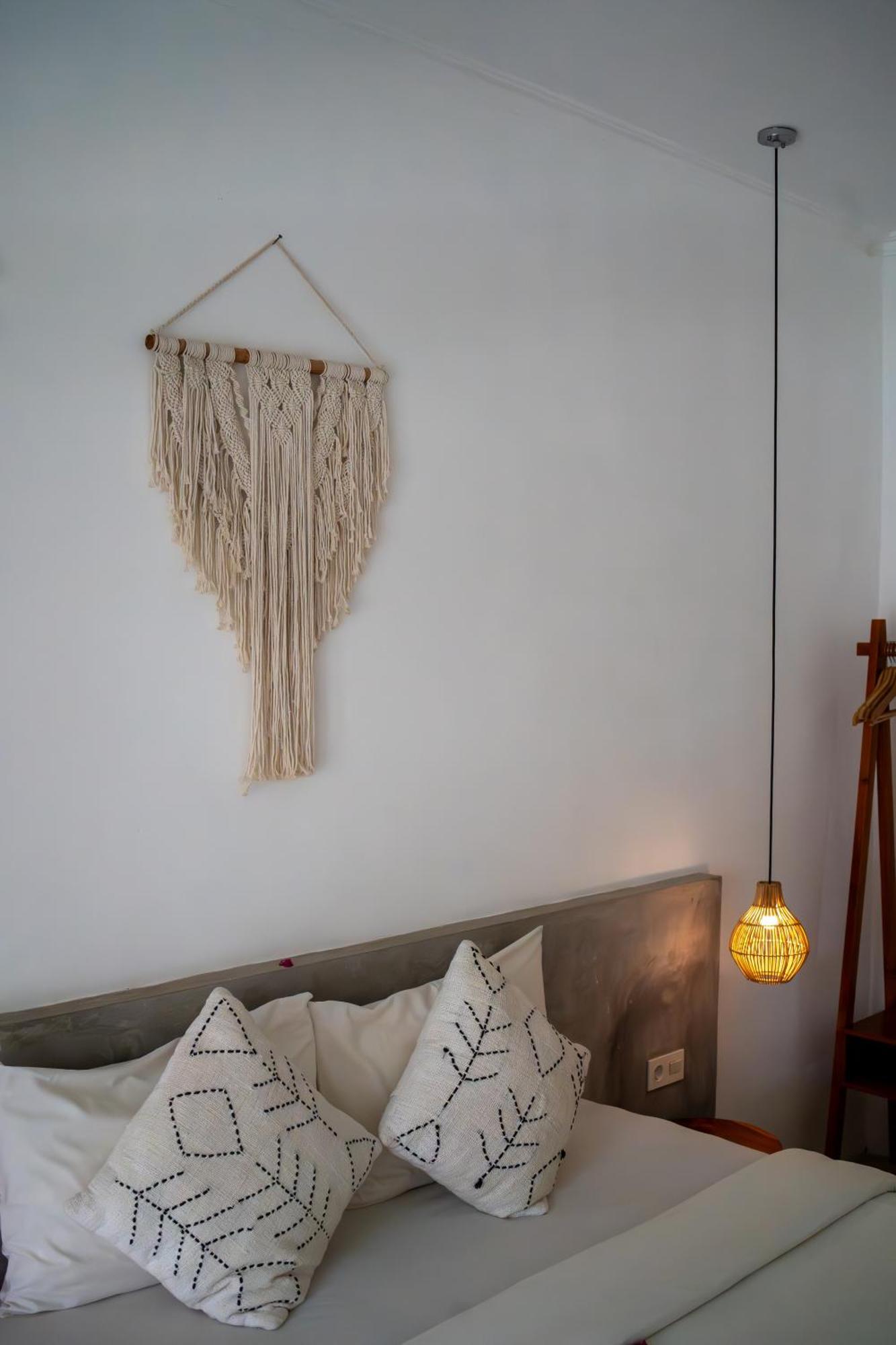 Suku Lifestyle Hotel & Villas Selong Belanak Ngoại thất bức ảnh
