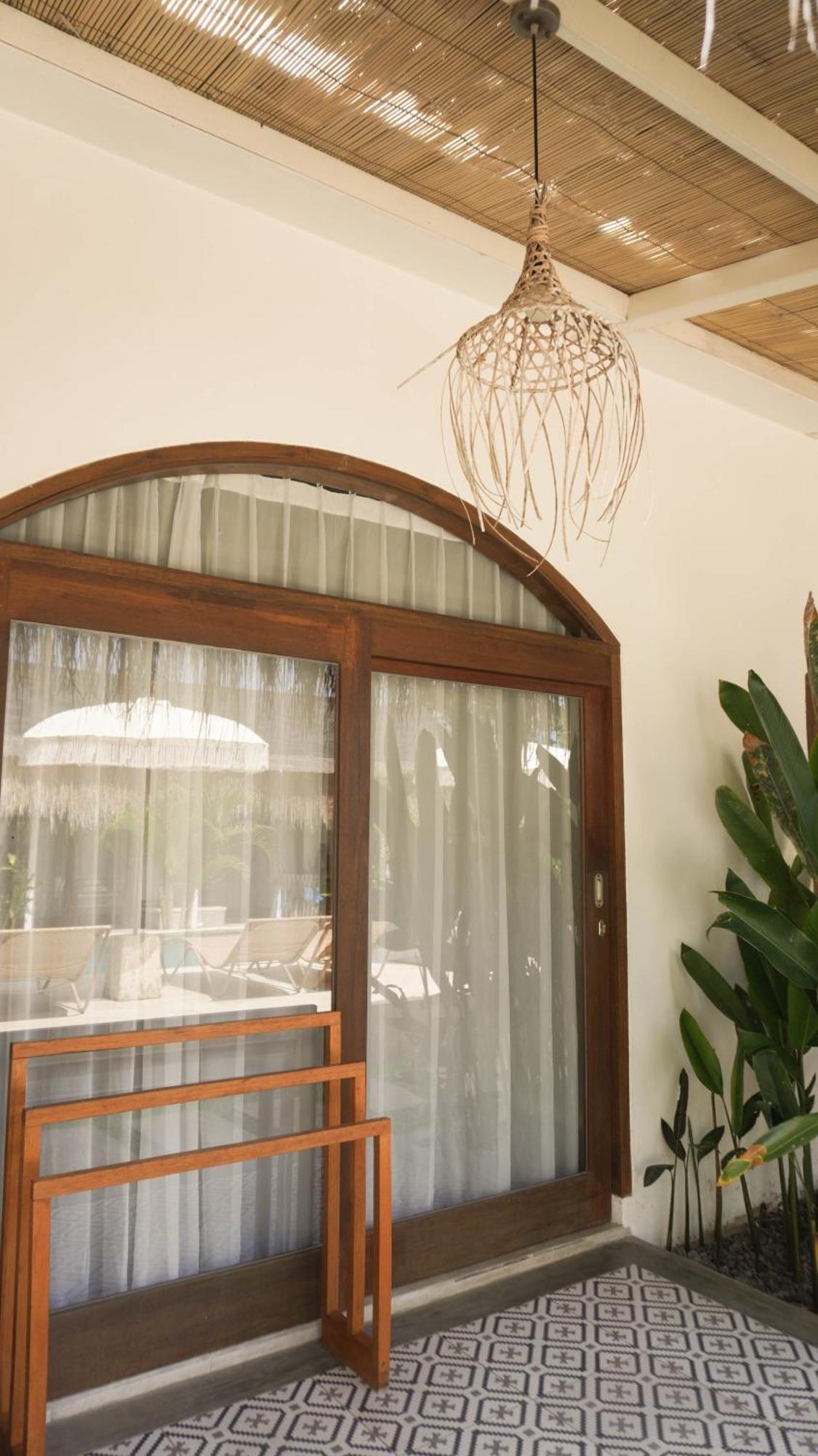 Suku Lifestyle Hotel & Villas Selong Belanak Ngoại thất bức ảnh